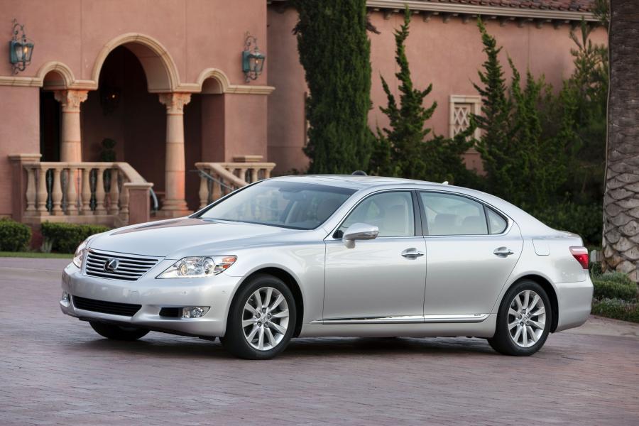  Lexus LS460L 2010 года  (фото 23 из 28)